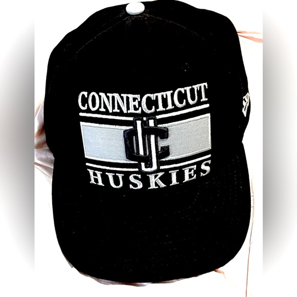 59FIFTY New Era UConn Huskies Cap University of Connecticut Hat - 7 3/8 size - Picture 1 of 5